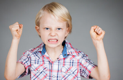 Comment calmer naturellement un enfant énervé ?